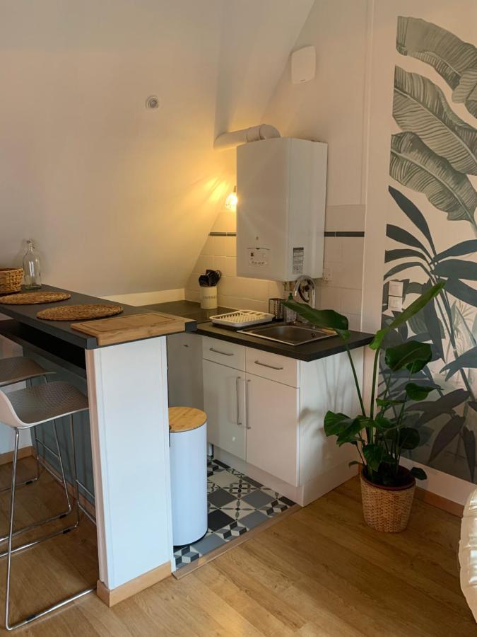 Charmant Appartement Renove Bayeux Bagian luar foto