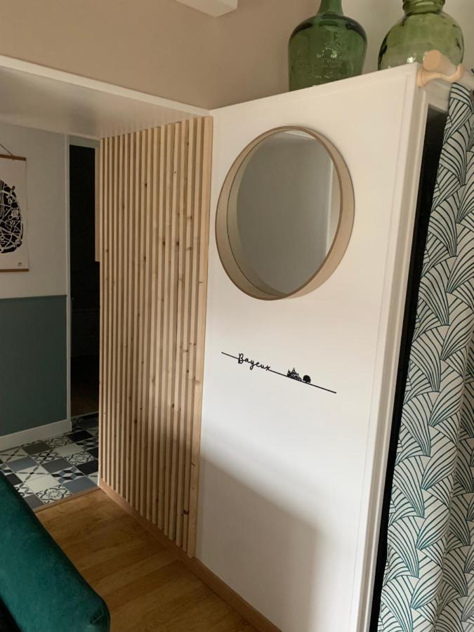 Charmant Appartement Renove Bayeux Bagian luar foto